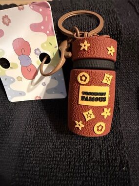 Kids Brown Silicone Barrel Keychain - Cute Star Charm